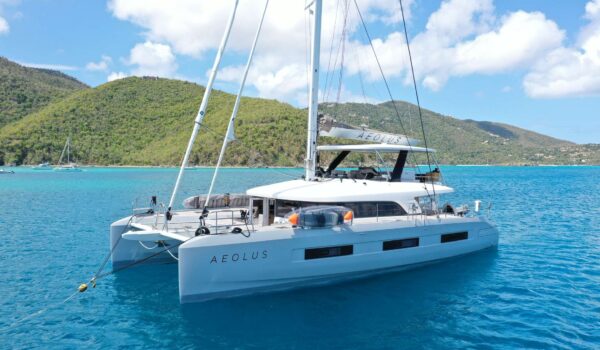 Yacht charter Caribbean catamaran Aeolus