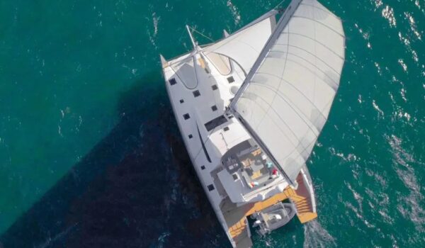 Yacht charter Caribbean catamaran Segundo viento